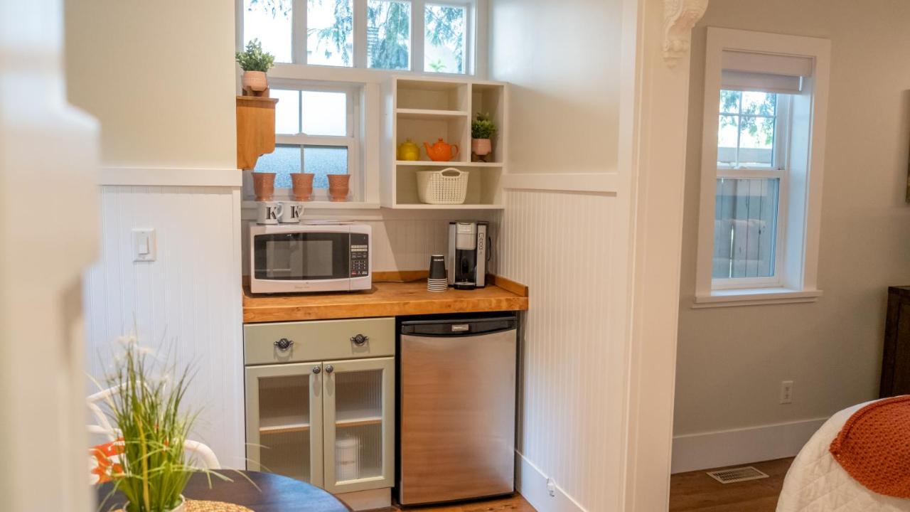 Kelowna Bed & Breakfast - Chatham House Extérieur photo