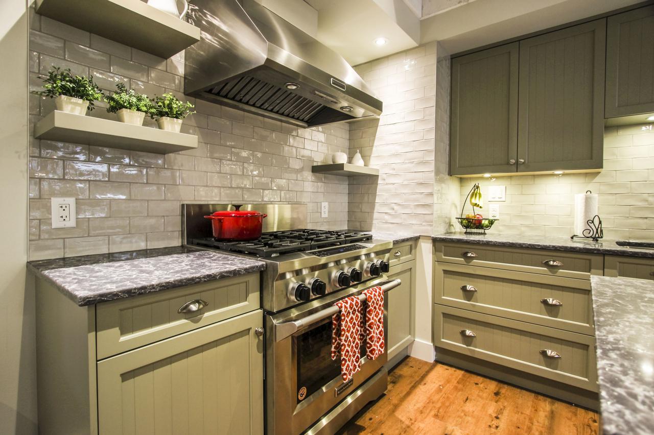 Kelowna Bed & Breakfast - Chatham House Extérieur photo