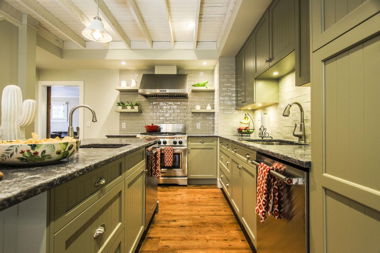 Kelowna Bed & Breakfast - Chatham House Extérieur photo